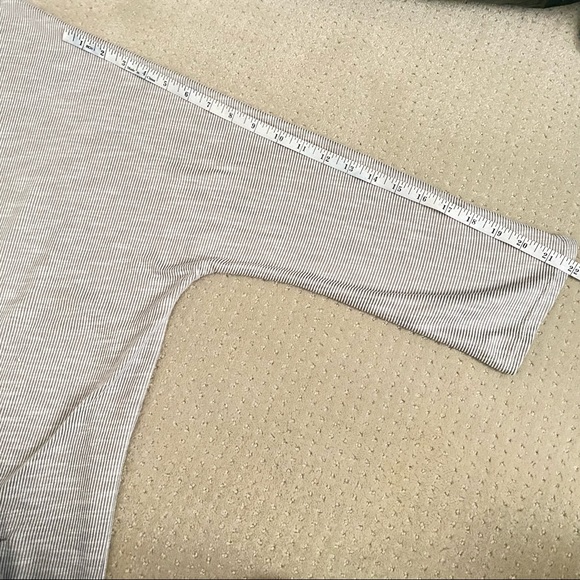 DONNI. Gray White Striped Pocket Open Cardigan - Picture 12 of 13